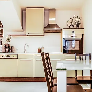  Apartamento Wohnen Im Herzen Von Budget