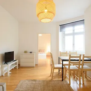 Living 1090 Apartamento